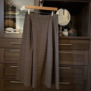 NWT Aritzia Enterprise Skirt (Re)essential, Size 6 Tyson Chk Brown